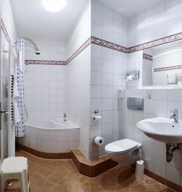 Hotel Am Schloss Darmstaedter Hof Bad Homburg vor der Hoehe Phòng bức ảnh